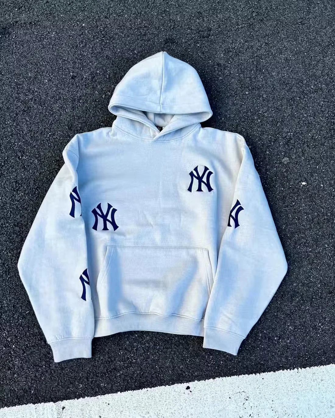 FELICIA | NY HOODIE