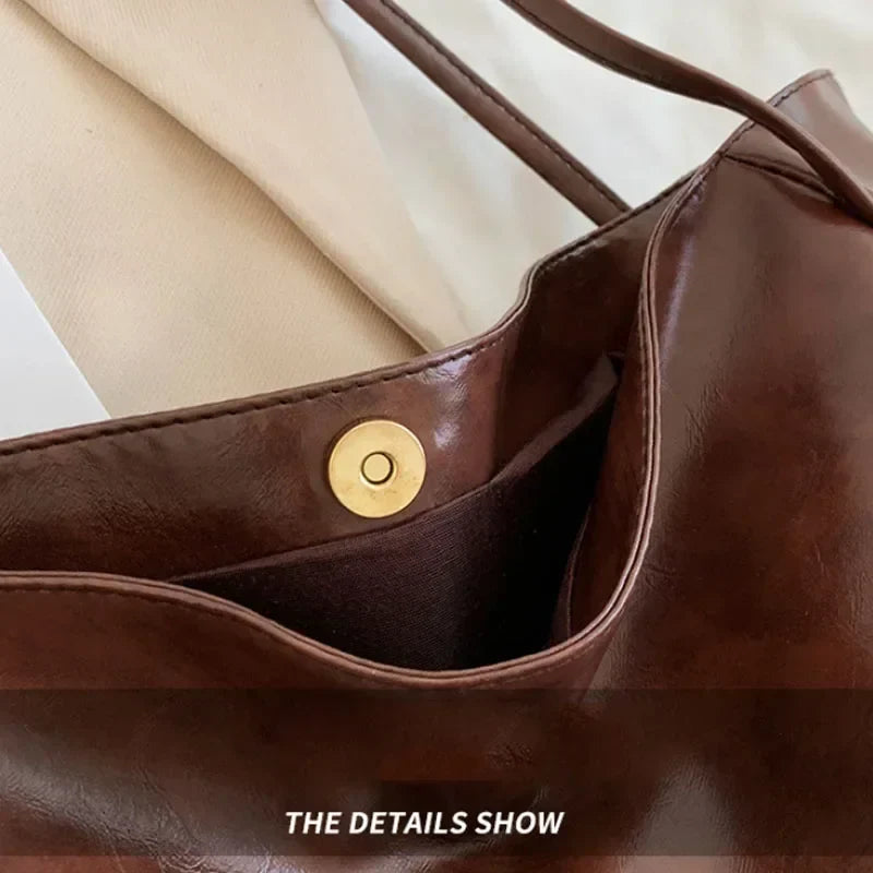 VELORA™ | Tote Elegance in everyday life